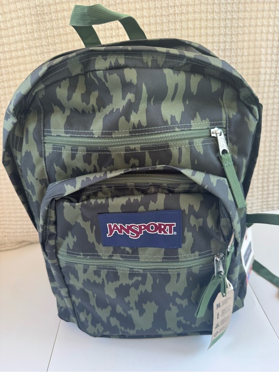 green gray jansport backpack Cross Town Plus - Cargo this backpack combines durability and a modern design to meet daily needs Jansport backpack 5 pocket -